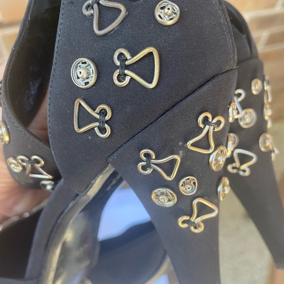 Chanel Black Heels sz 40 - Picture 6 of 8